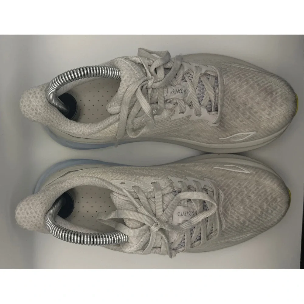 Hoka One One Clifton 8 Running Shoes Womens 6 Grey Good Athletic Sneaker
